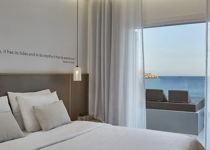 Hotel Mykonos Kosmoplaz 4*