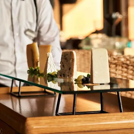 Mykonos Kosmoplaz Otel 4*