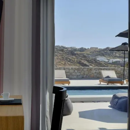 Mykonos Kosmoplaz 4* بلاتيس يالوس
