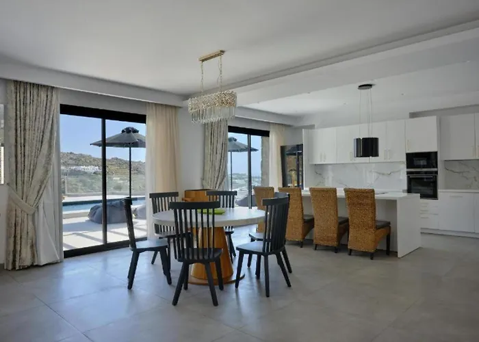 Mykonos Kosmoplaz بلاتيس يالوس