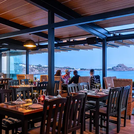 Szálloda Mykonos Kosmoplaz 4*