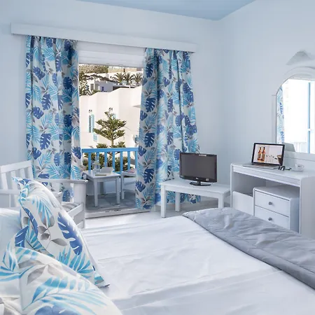 Mykonos Kosmoplaz Hotel 4*