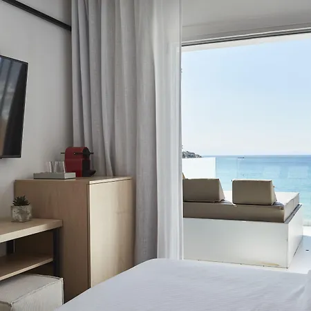 Mykonos Kosmoplaz Hotel 4*