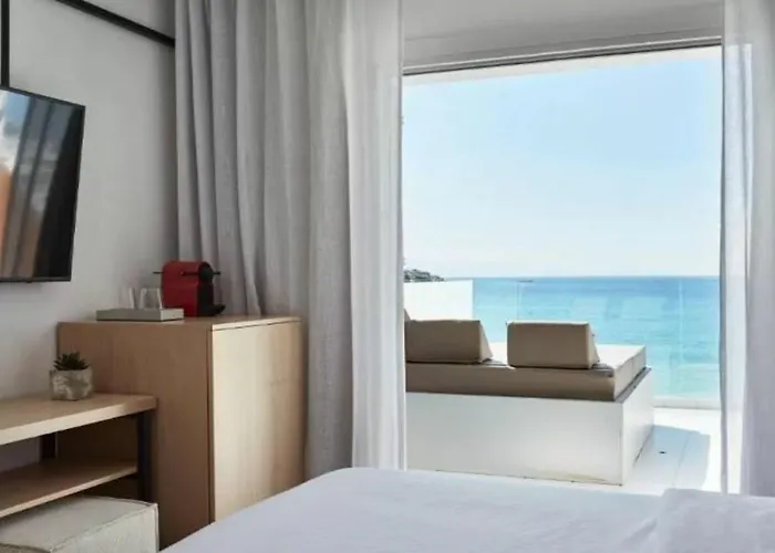Mykonos Kosmoplaz 4* Platys Gialos (Mykonos)