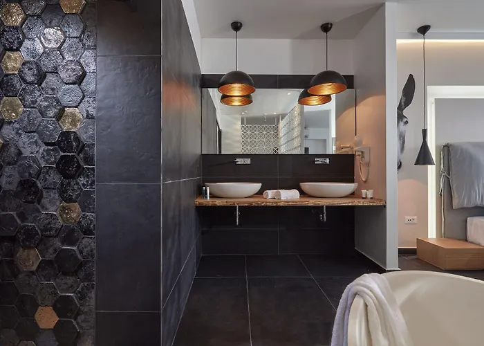 Kosmoplaz Platys Gialos (Mykonos)