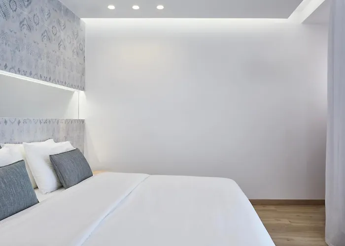 Kosmoplaz 4* Platys Gialos (Mykonos)