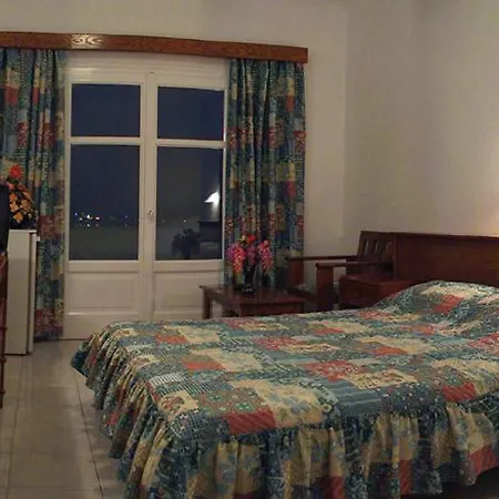 Kosmoplaz 4* Mykonos Town