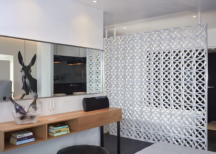 Hotell Mykonos Kosmoplaz 4*