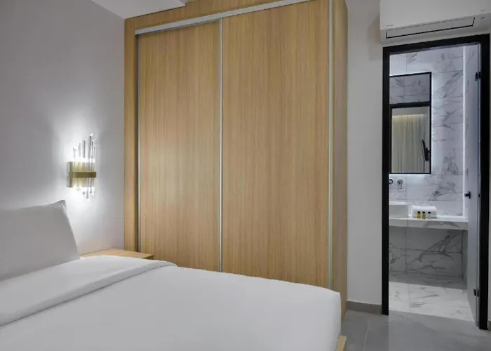 Mykonos Kosmoplaz Hotell 4*